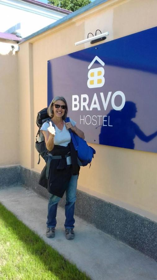 Hostel Bravo Fergana Zewnętrze zdjęcie