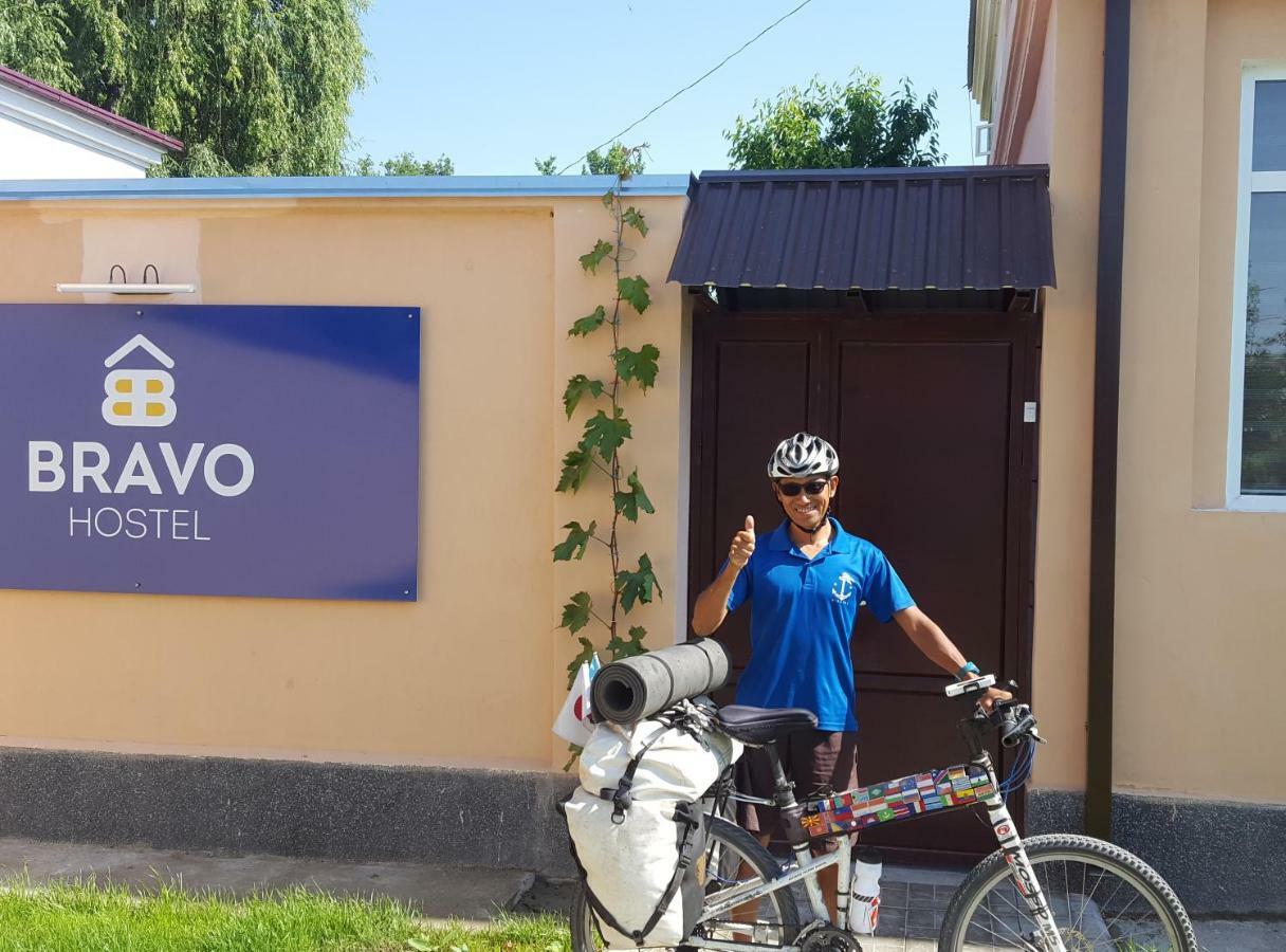 Hostel Bravo Fergana Zewnętrze zdjęcie